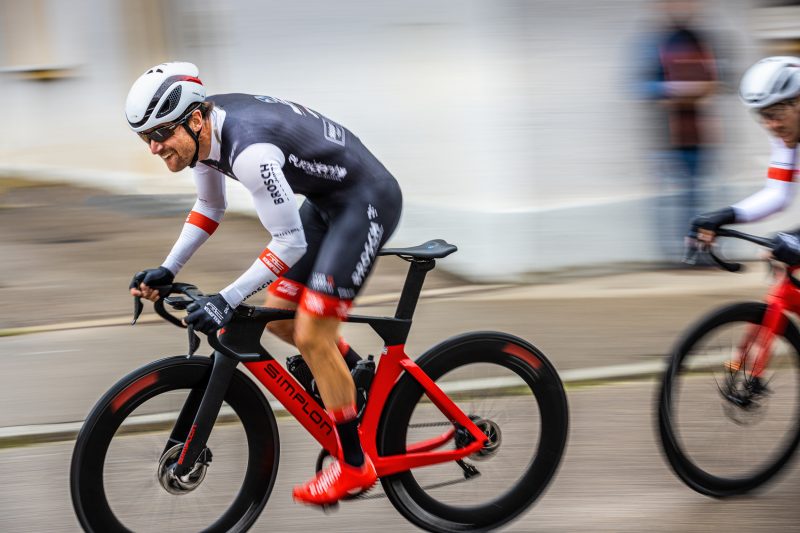 Road Cycling Criterion 10 EOSR2433 Bearbeitet