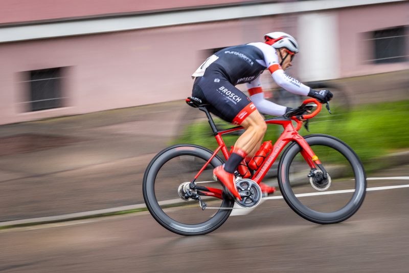 Road Cycling Criterion 43 EOSR2560 Bearbeitet Bearbeitet