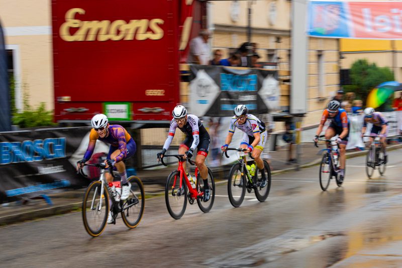 Road Cycling Criterion 51 EOSR2753 Edit Bearbeitet